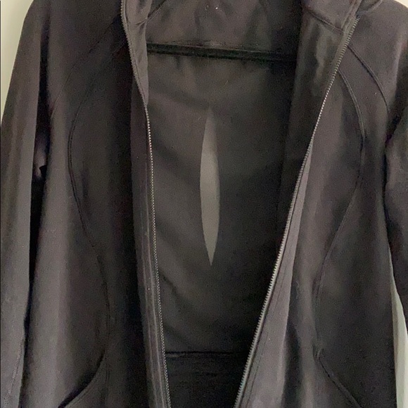 Lululemon Sunshine Salutation Mesh Vent Jacket - Picture 8 of 12